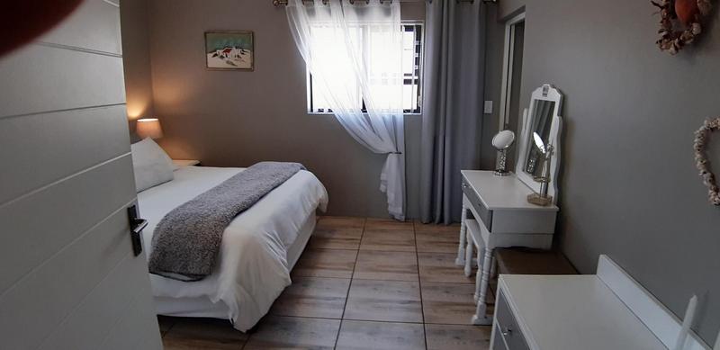 4 Bedroom Property for Sale in Myburgh Park Western Cape